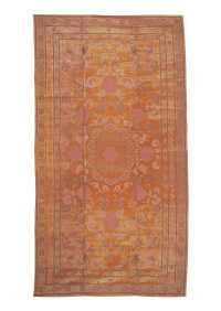清中期 罕见的丝制地毯